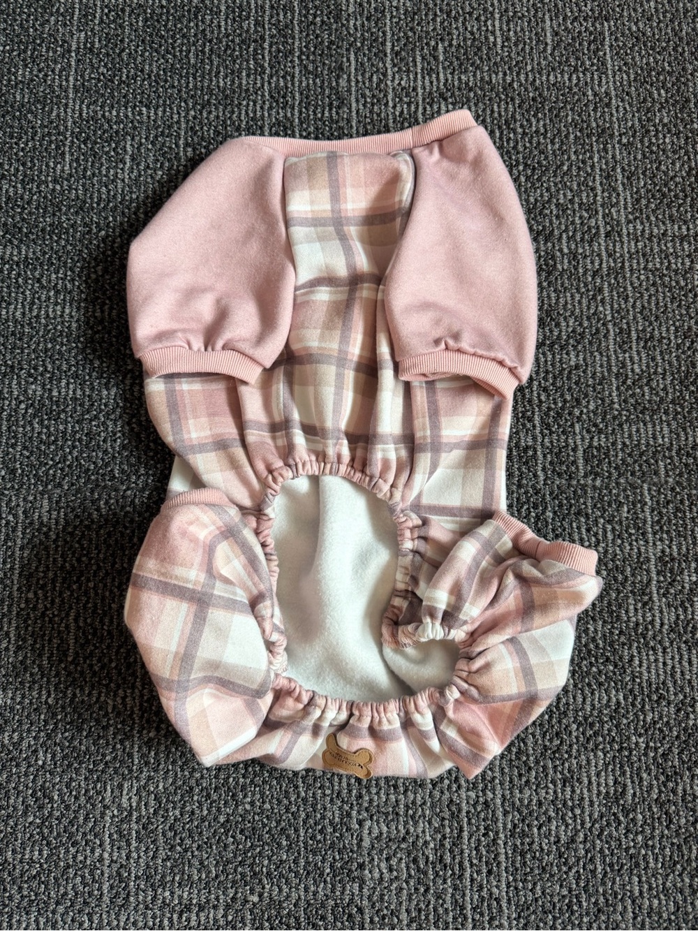 Koolaburra Pet Pajamas UGG Plaid Fleece Dog Small Breed Read Warm Cozy PJs